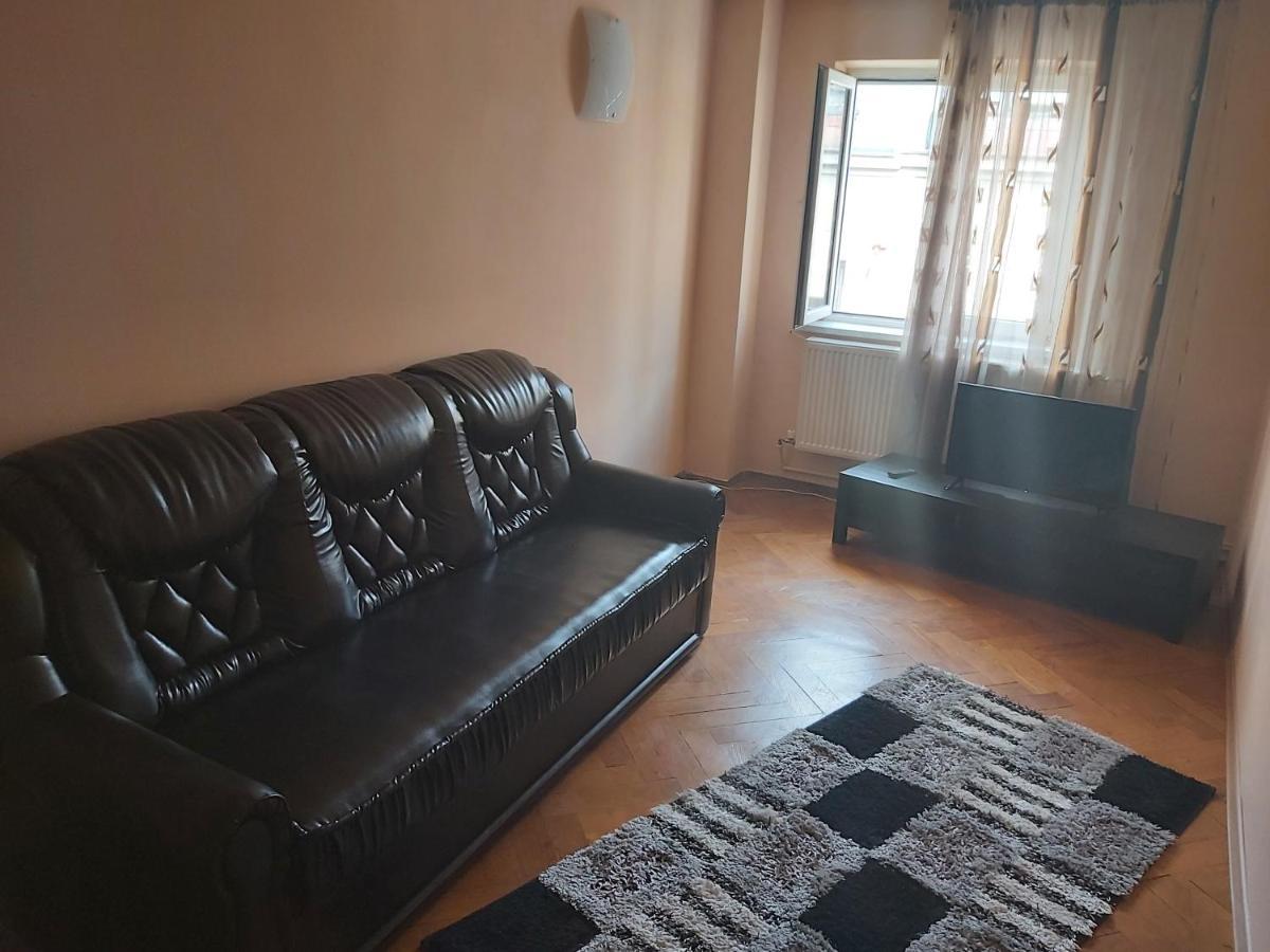 Apartament Kitty Apartament Bukareszt Zewnętrze zdjęcie